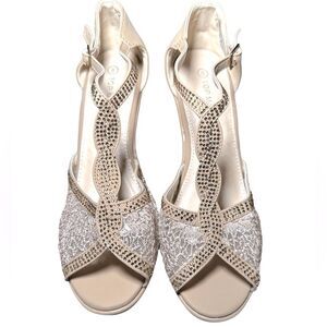 Top Moda size 8 NWOB wedge rhinestone beige/gold strappy lace sandal. 3.5 heel